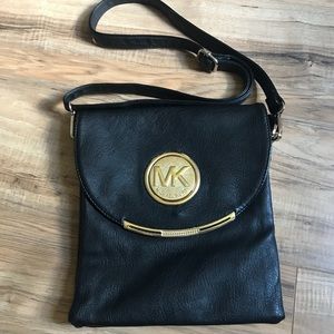 Micheal kors purse